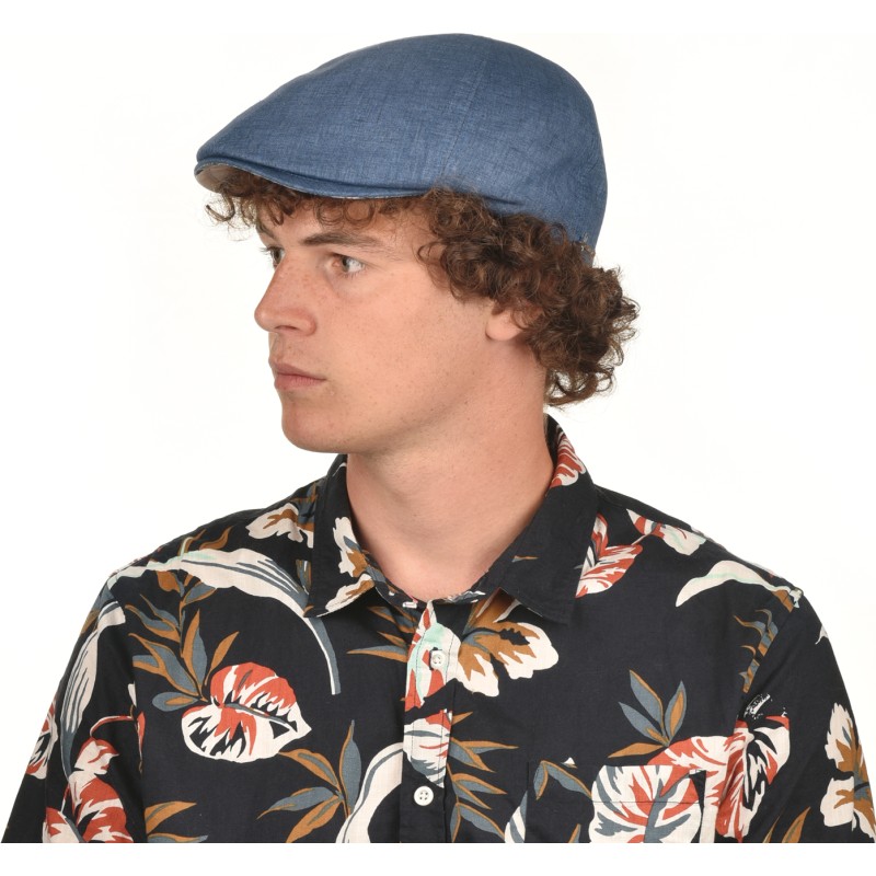 Plain color flat cap with pattern fabric under peak