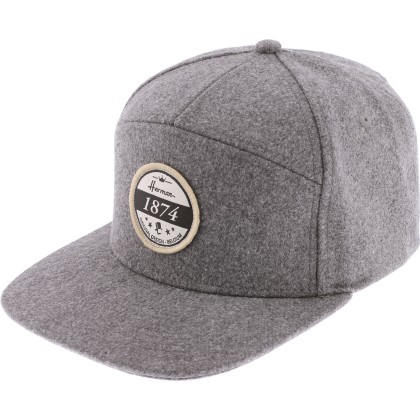 Plain felt 'Camper' style baseball cap with round badge
