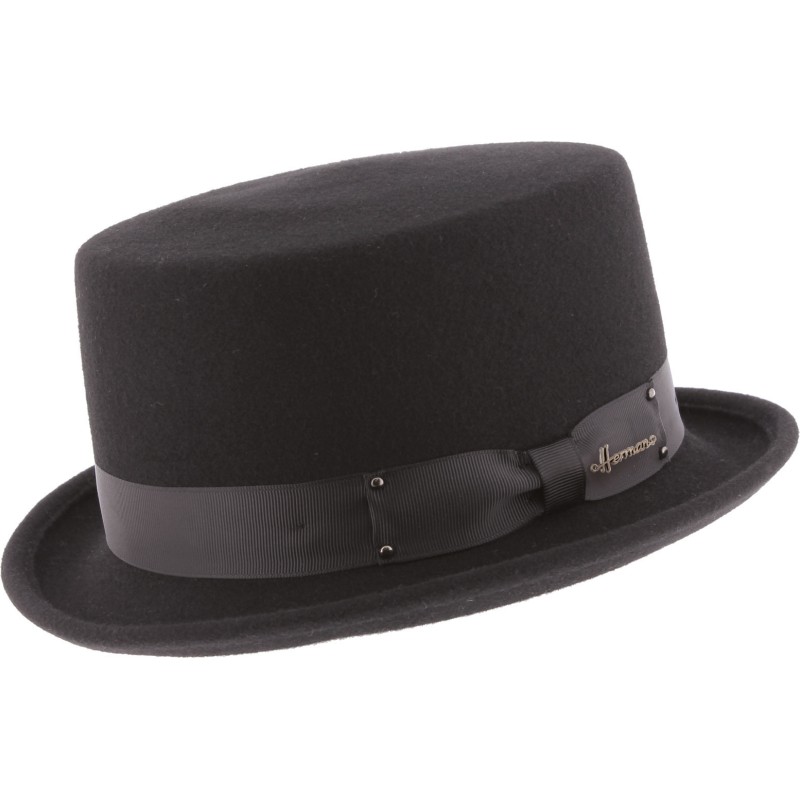 chapeau haut de forme en feutre noir