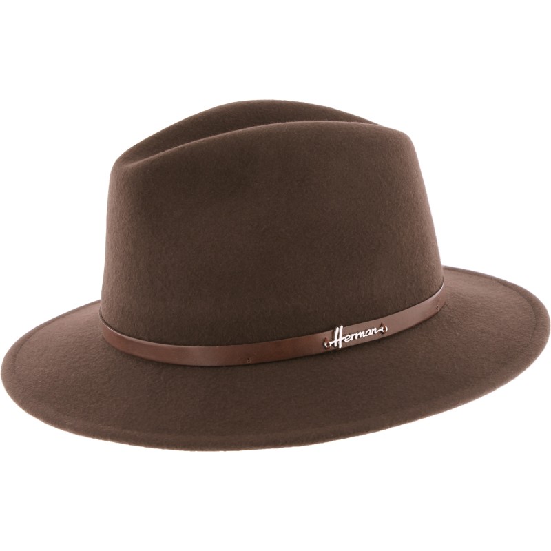 Large Brim felt hat with laether belt.