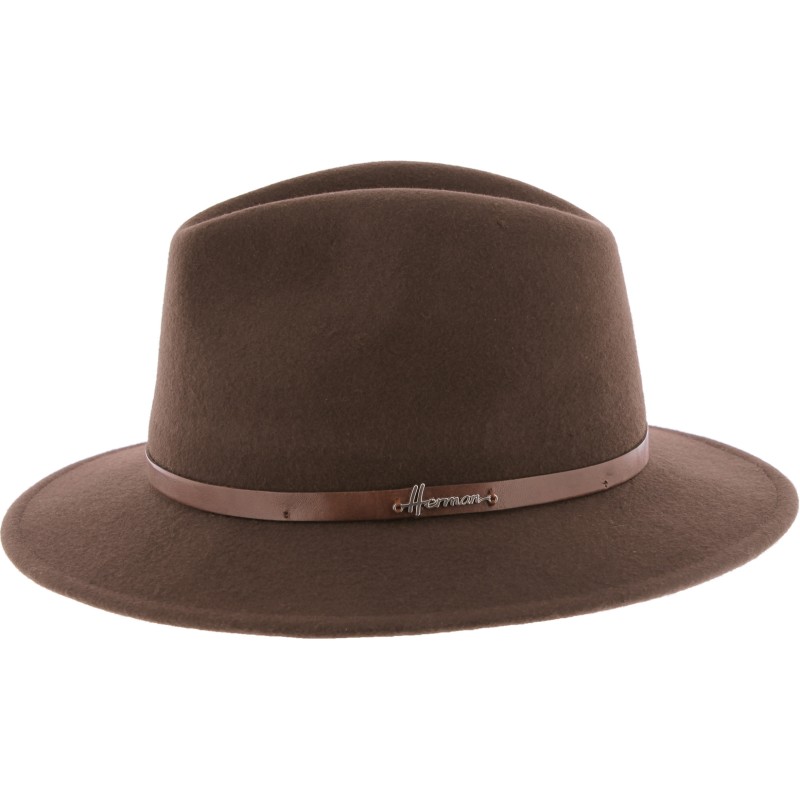 Large Brim felt hat with laether belt.