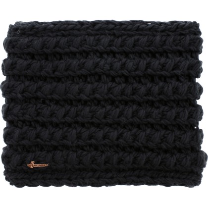 Mega plain color adult neckwarmer knitted with 30% wool yarn. Lined in