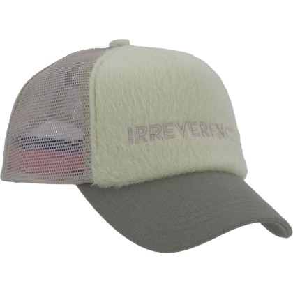 Two-tone baseball cap in plush and mesh.