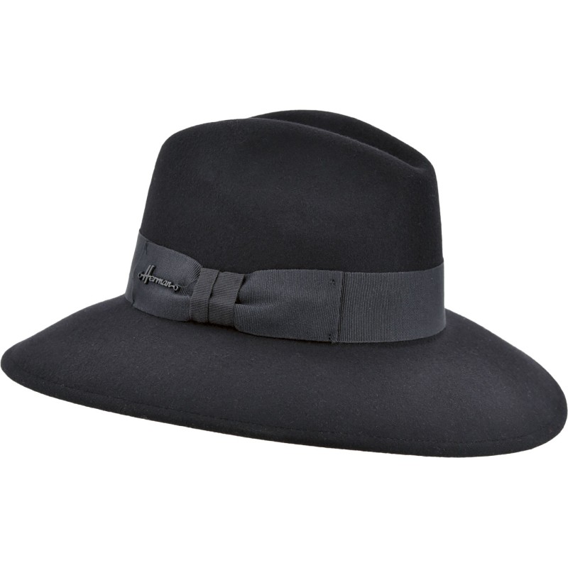 Women's hat with large brim in plain wool felt with fancy decoration.