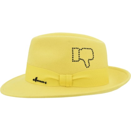 Hat with large raised brim in plain wool felt with metal markings.