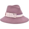 Chapeau femme en feutre de laine uni.