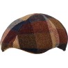 Casquette plate 6 côtes en toile de laine à motif carreaux. Casquette plate 6 côtes en toile de laine à motif carreaux.