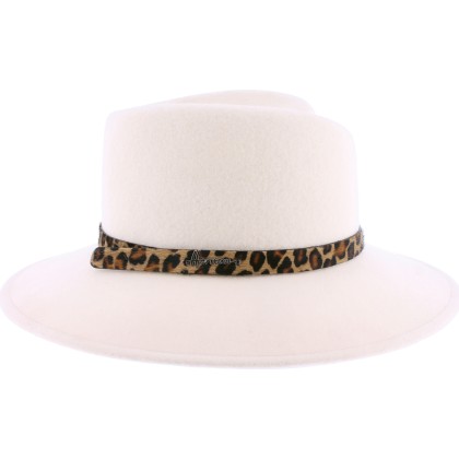 Chapeau grand bord en feutre