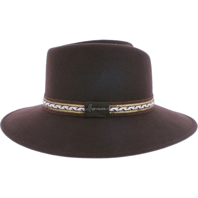 Chapeau grand bord en feutre