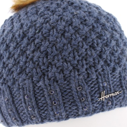 Knitted beanie with fake fur pompom