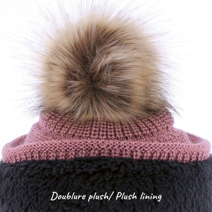 Bonnet femme uni avec pompon en fausse fourrure doublé plush