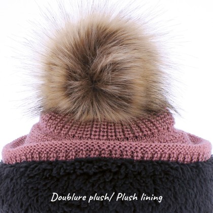 Women's plain hat with faux fur pompom lined plush